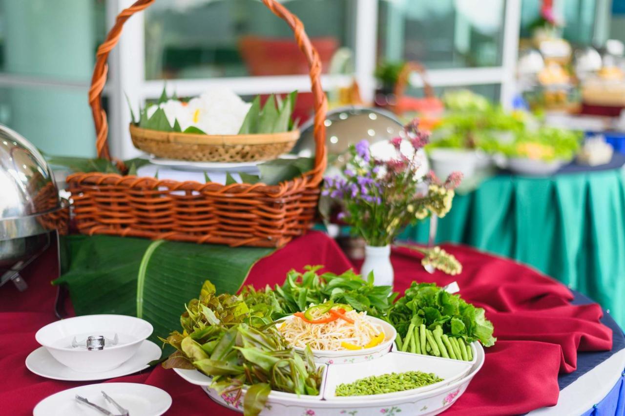 Eco Inn Prime Nakhon Si Thammarat Bagian luar foto